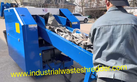Giá tốt. Máy nghiền nát cho các mảnh da nhân tạo với độ dày và dung dịch khác nhau trực tuyến