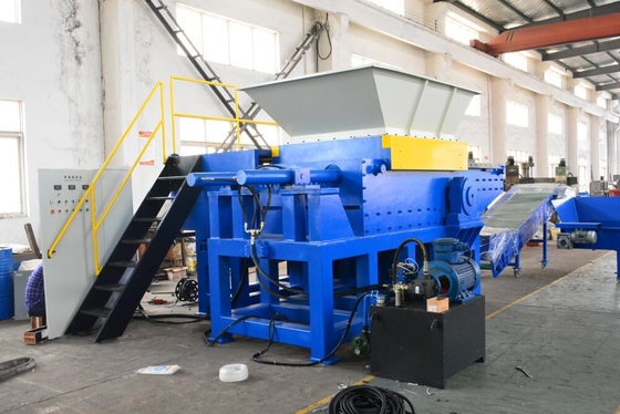 Giá tốt. Túi dệt Máy hủy trục đơn 380 V / 50 Hz Tiêu thụ năng lượng thấp trực tuyến
