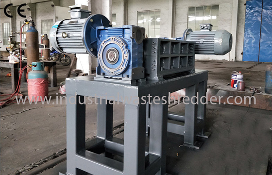 Giá tốt. Phụ tùng ô tô Máy hủy tài liệu nhựa / Máy nghiền cho vật liệu cứng lớn trực tuyến
