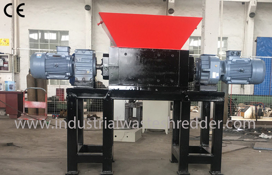 Giá tốt. PLC Control Cardboard Shredder Chống ăn mòn với công tắc đảo ngược tự động trực tuyến