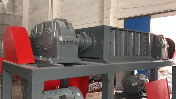 Giá tốt. Máy nghiền nhựa thải màng nhựa PVC Hiệu suất ổn định cao trực tuyến