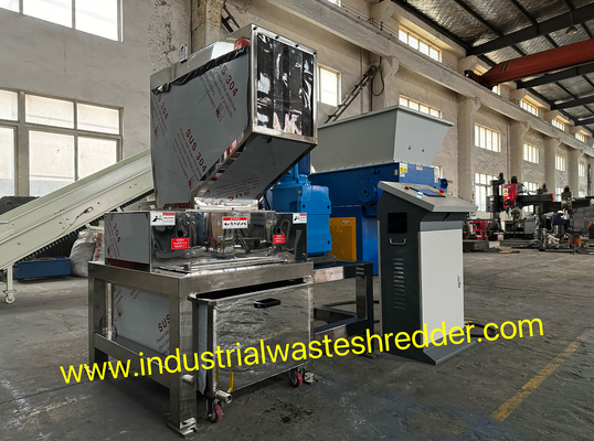 Giá tốt. Máy nghiền nát hai trục thép không gỉ tùy chỉnh cho chai coca đầy đầy,máy nghiền nát chai PET rác với vỏ thép không gỉ tùy chỉnh trực tuyến