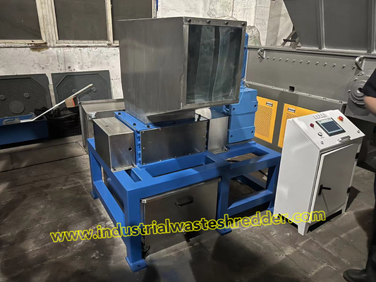 Giá tốt. Máy nghiền chai nước PET chống rỉ sét Thép không gỉ Shell Mirror Finish tùy chỉnh với chức năng tiêm nước trực tuyến