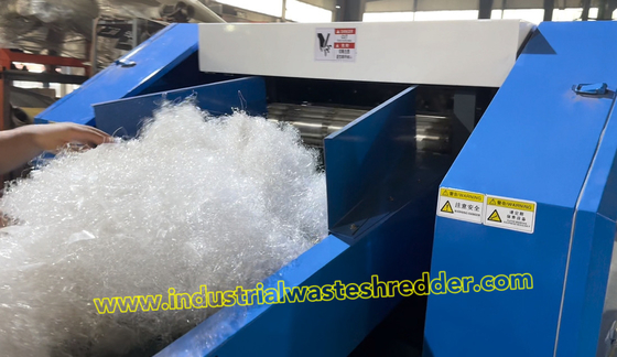 Giá tốt. Dải nhựa sợi dây nghiền Blades xoay Crusher có thể xé tất cả các chất thải mềm trực tuyến
