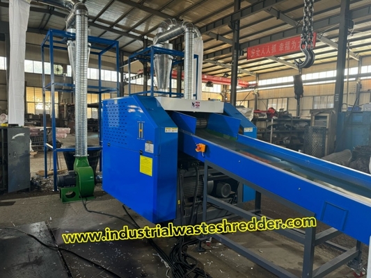 Rác thải công nghiệp Cừu Máy nghiền lông, da cừu và lông dê Máy nghiền lông tùy chỉnh Capacity And Discharge Size Low Power Consumption