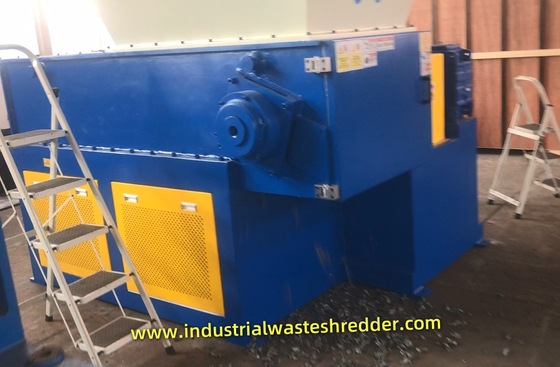 Mô hình 800 Áo ABS ống shredder 45-55kw ABS ống shredder hiệu quả làm việc cao đường kính của rotor 400mm Heavy Duty shredder cho ống và ống