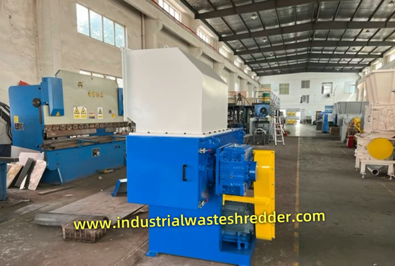 XR600 22kW HDPE thổi Mạo máy hủy máy hủy tài liệu