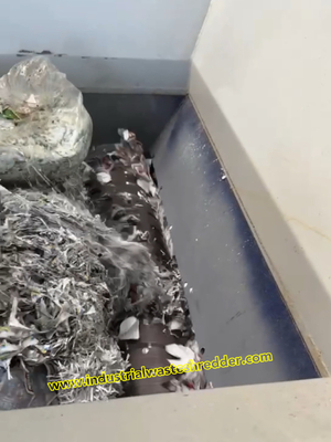 Giá tốt. Máy nghiền rác phim nhôm Máy nghiền rác phim nhôm hiệu quả cao Trong máy xay giấy Công suất nặng 1000kg mỗi giờ trực tuyến