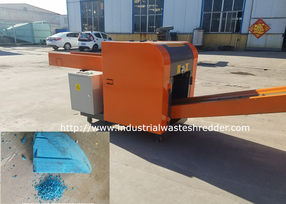Giá tốt. Sofa Sponge Đệm Chất thải công nghiệp Shredder Nệm Bộ nhớ Cao su Sponge Tái chế Cắt trực tuyến