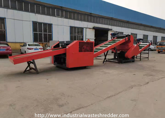 Giá tốt. Dây đai PVC còn sót lại Máy hủy chất thải Da Băng tải Máy cắt Máy nghiền Lưỡi quay trực tuyến